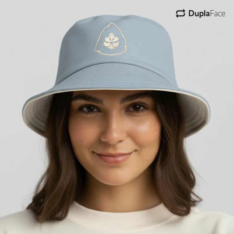 Bucket Hat Azul e Branco