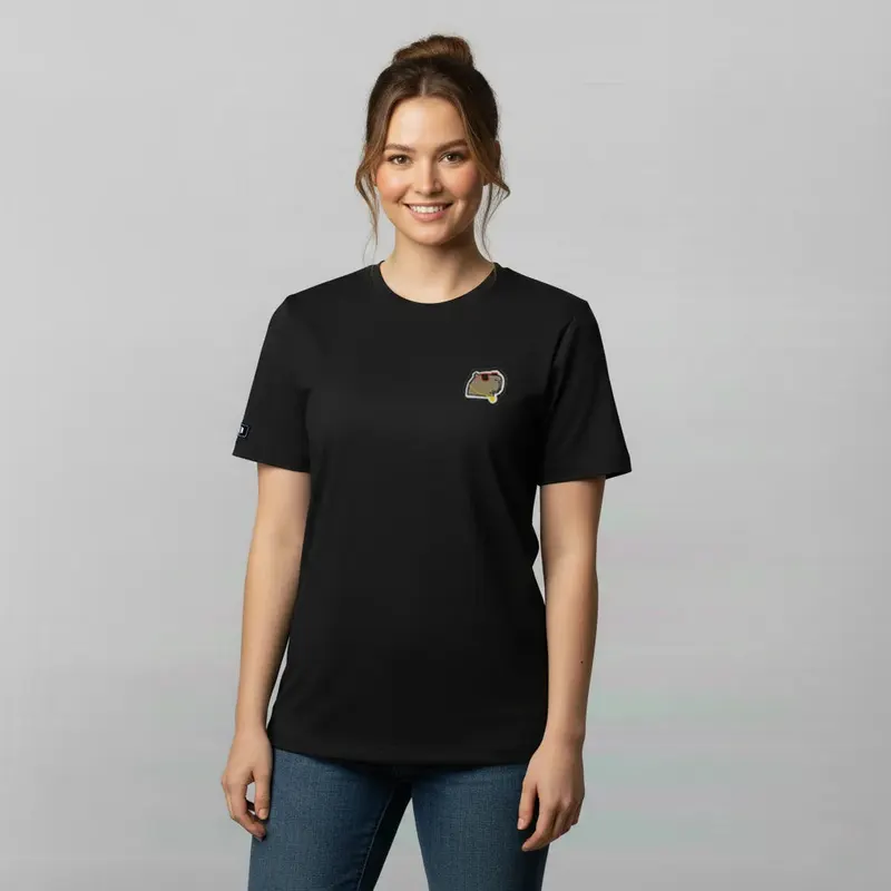 Camiseta Stickers Capivara Feminina